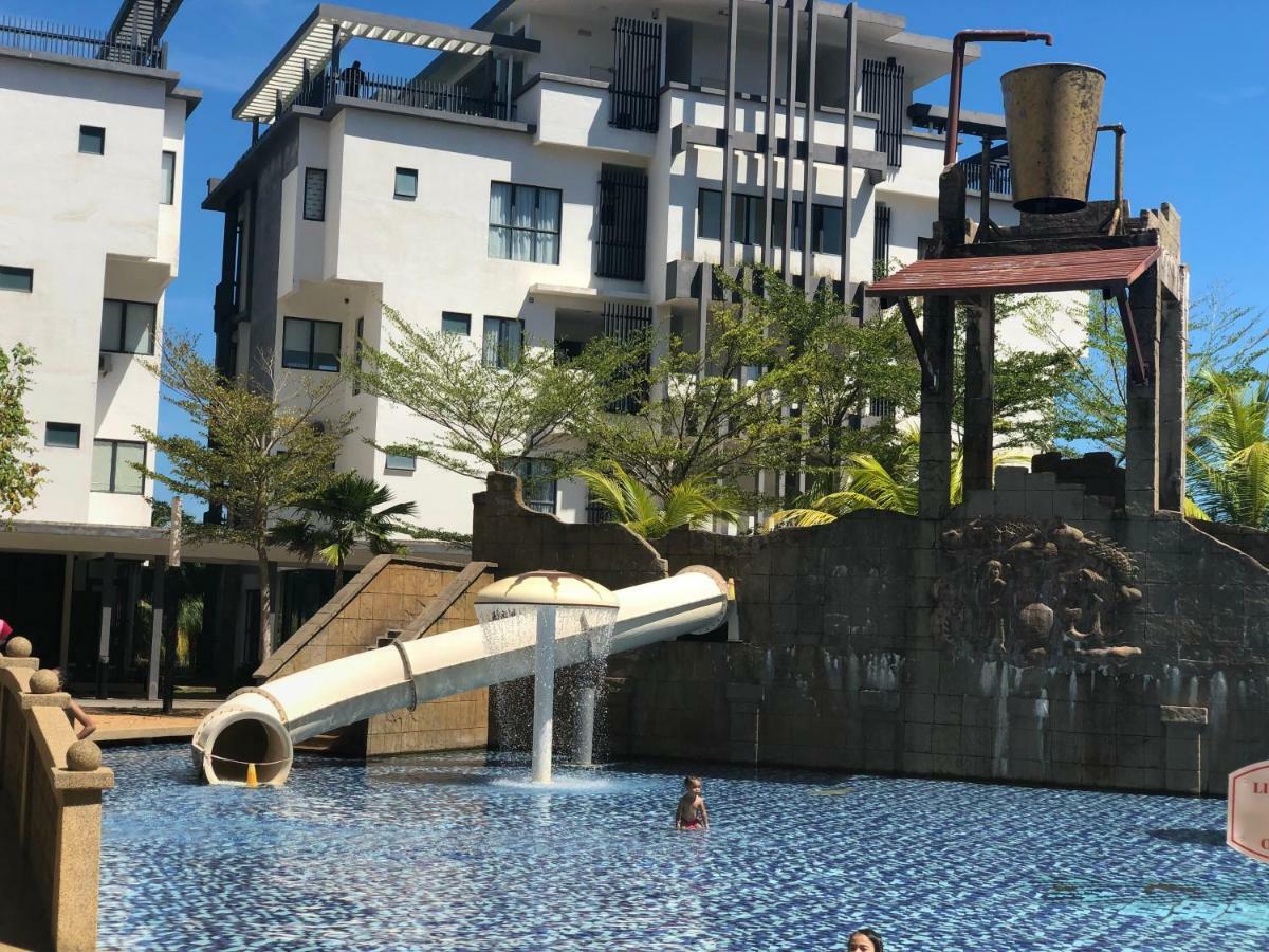 Swiss Garden Residence Pool Sea View Beach Resort Luxury Apartment & Family Suite กวนตัน ภายนอก รูปภาพ