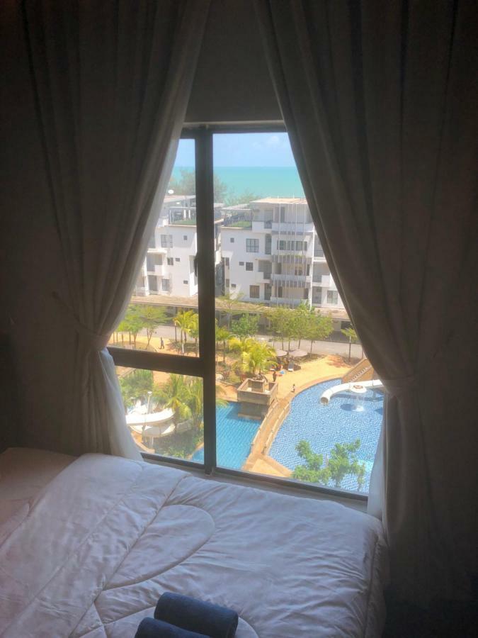 Swiss Garden Residence Pool Sea View Beach Resort Luxury Apartment & Family Suite กวนตัน ภายนอก รูปภาพ
